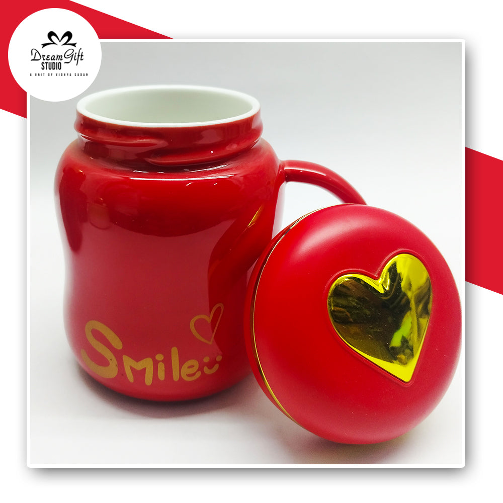 Heart-Topped Red Ceramic Mug — Stylish Curved Design