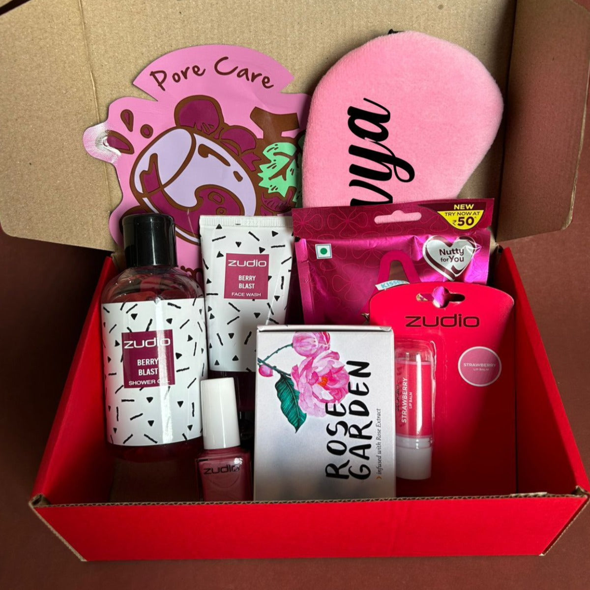 Personalized Hamper for Her ๐