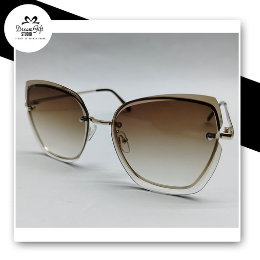 Versace Elegant Oversized Butterfly Sunglasses – Gold Frame with Brown Gradient Lenses