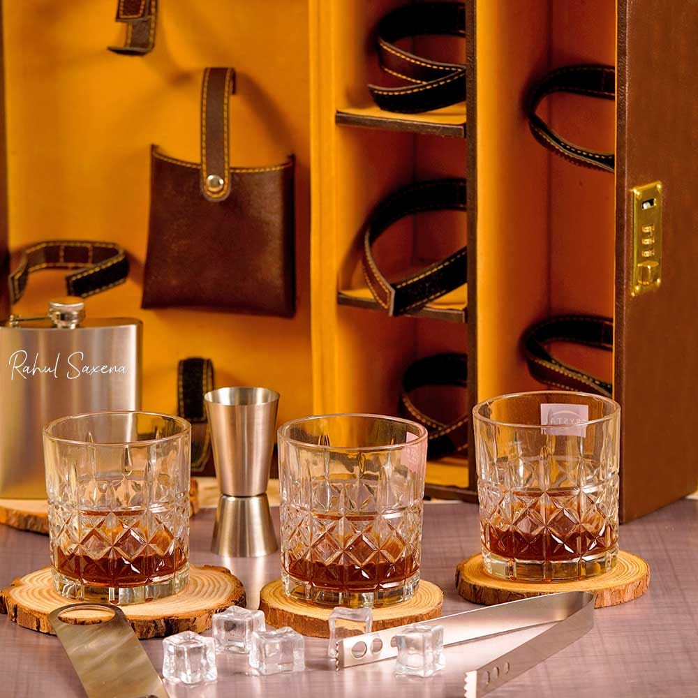 Personalized Leatherette Bar Kit Medium with 3 whiskey Glasses