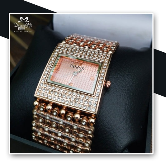 Guess Watch Luxury Look with Full Bracelet Shine