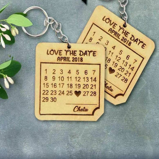 Wooden calendar Keychain